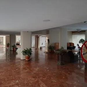 https://arroyo-mar-montaa-cozy-place.hotelsinnerja.org